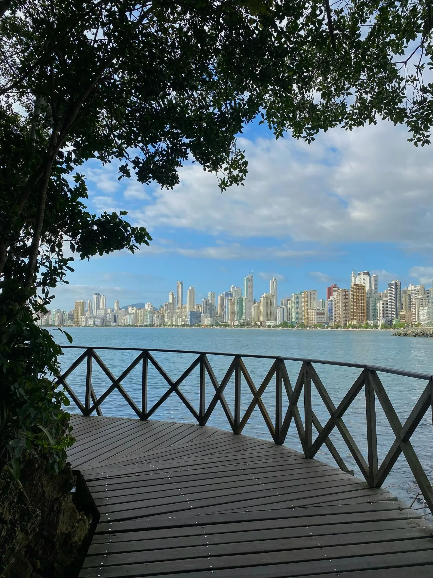 ウッドデッキ設計を東京都愛知県大阪府神奈川県兵庫県千葉県埼玉県福岡県で成功させる最新トレンドと環境配慮素材選び